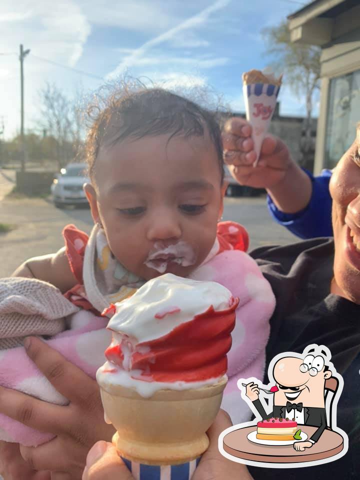 Carol's Dairy Bar in Fitchburg Restaurant menu and reviews