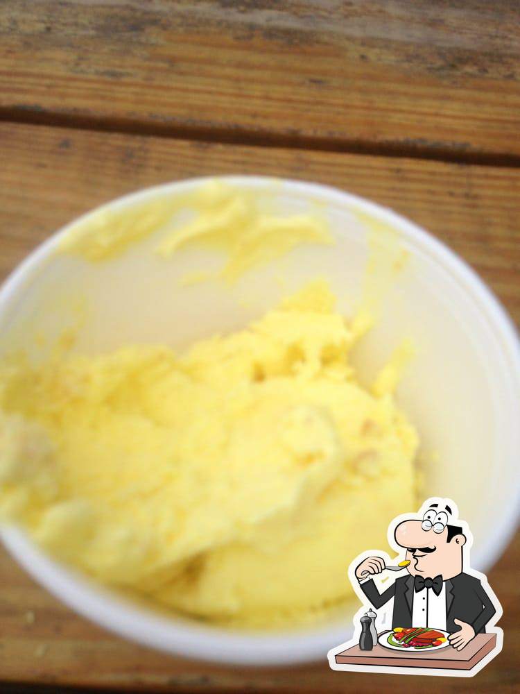 Ice Cream Barn in Millbury Restaurant menu