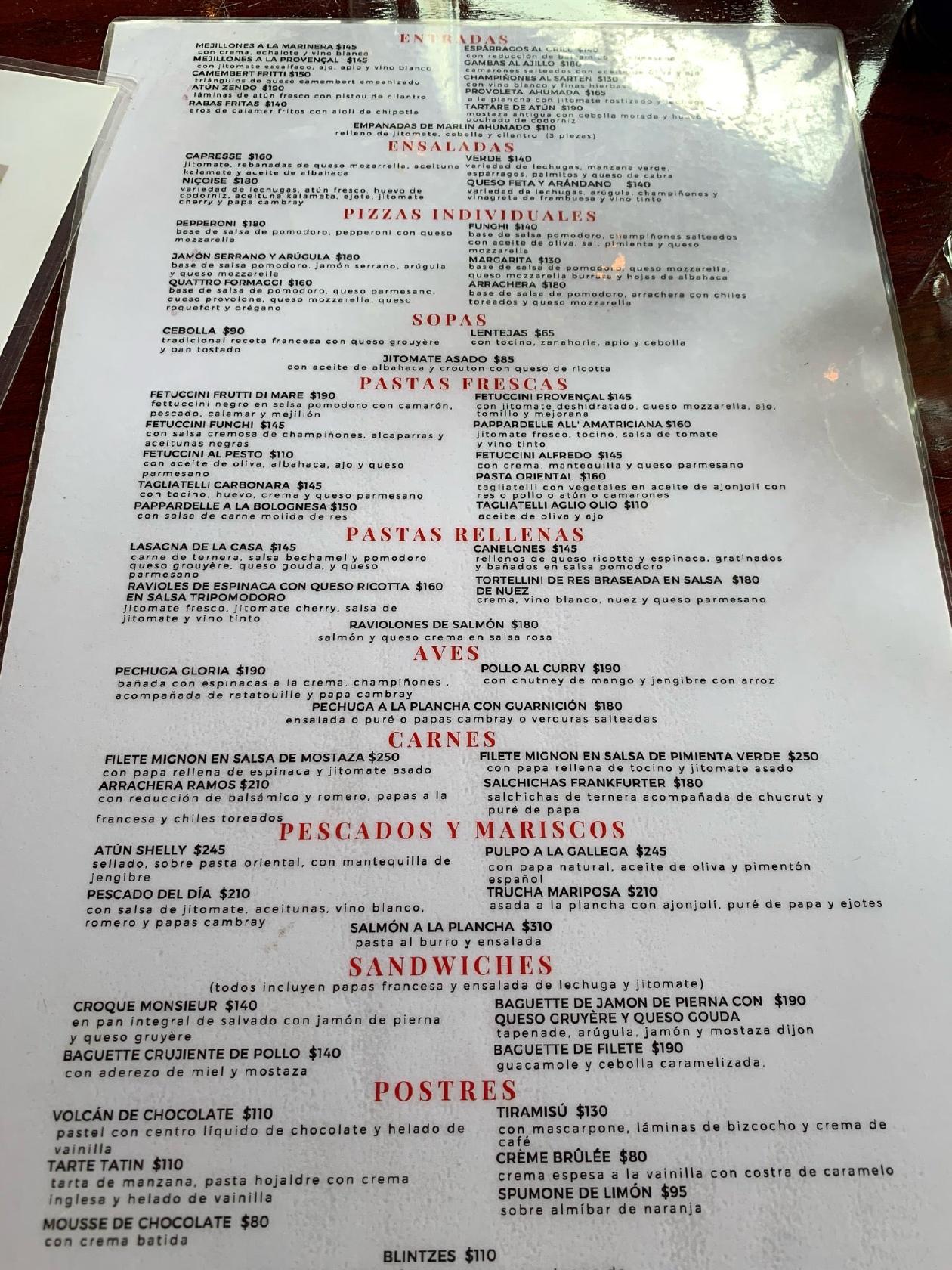 Menu at La Gloria cafeteria, Mexico City, Av. Vicente Suárez 41