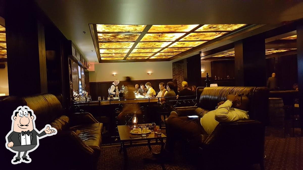 Red Phone Booth Downtown Atlanta in Atlanta Restaurant menu and reviews