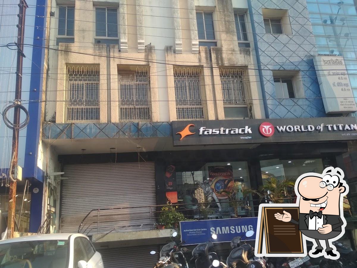 Fastrack showroom near on sale whitefield