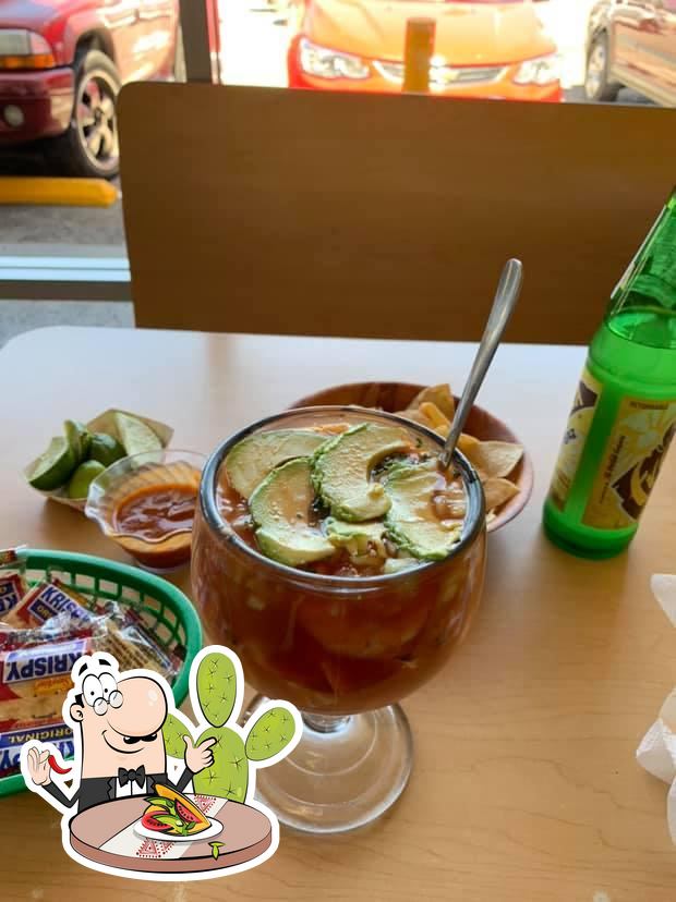 Mariscos Puerto Angel, 16856 Sherman Way in Los Angeles - Restaurant menu  and reviews