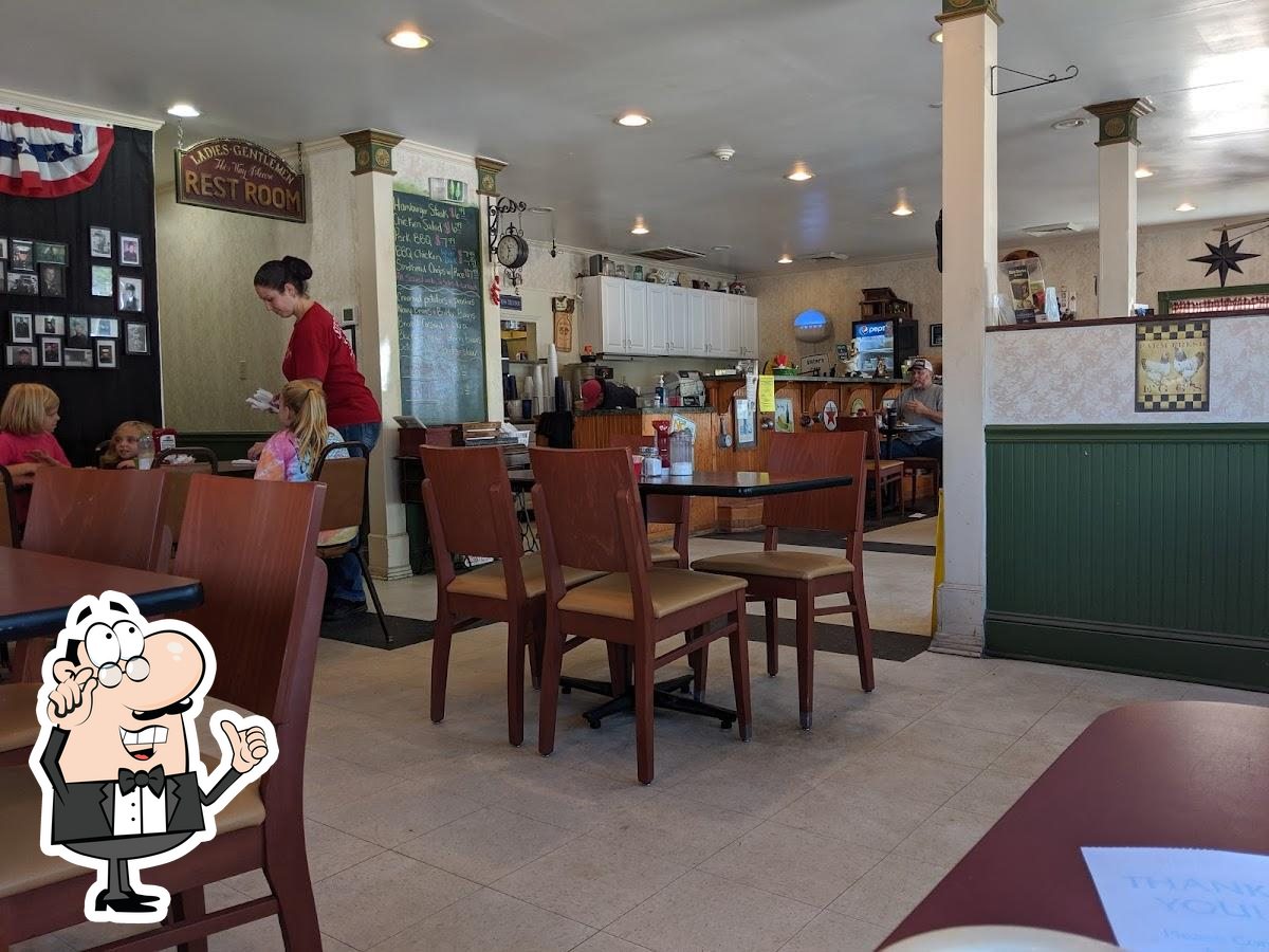 Sisters Cafe in Bunn Restaurant menu and reviews