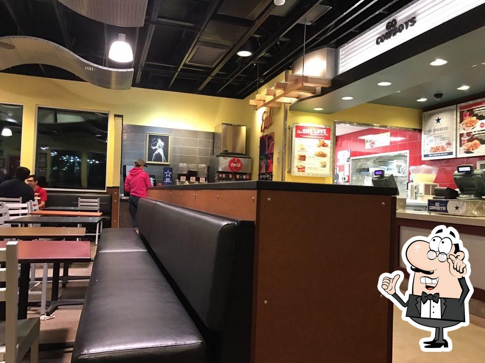 Raising Cane's Chicken Fingers, 1720 FM157 in Mansfield Restaurant