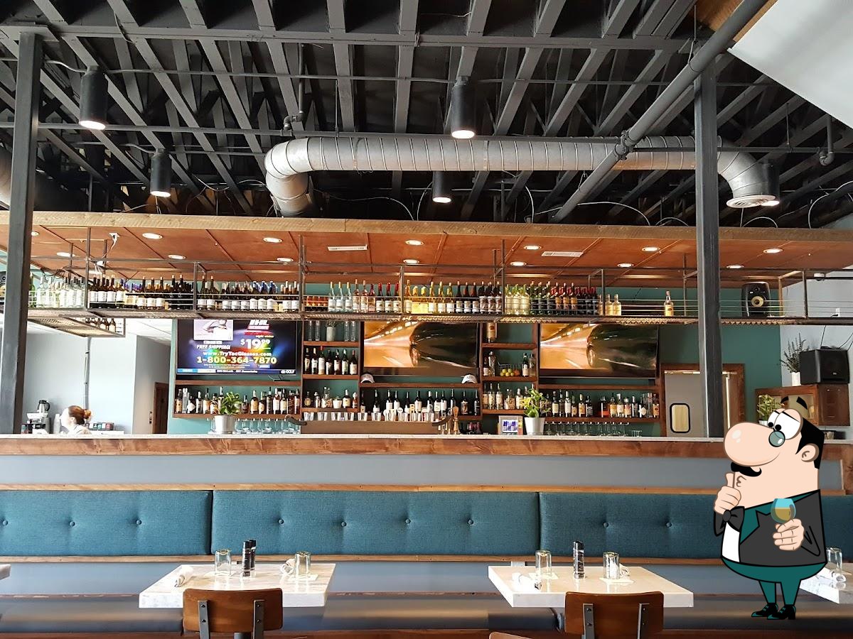 Big Shots Kitchen and Bar - Restaurant in Peachtree City