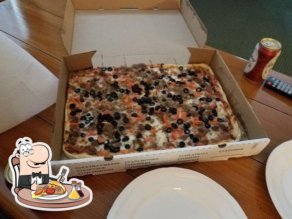 Brad's in West Sand Lake Restaurant menu and reviews