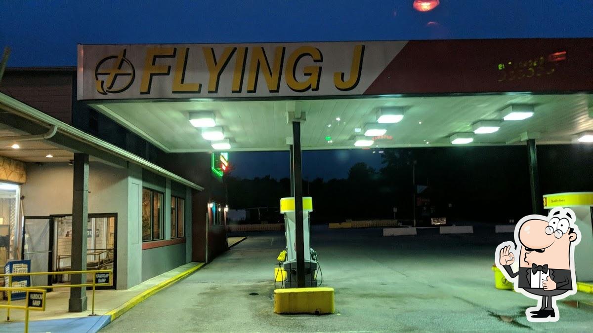 Exploring the Flying J Dealer: Your Guide to the Mega Travel Plaza