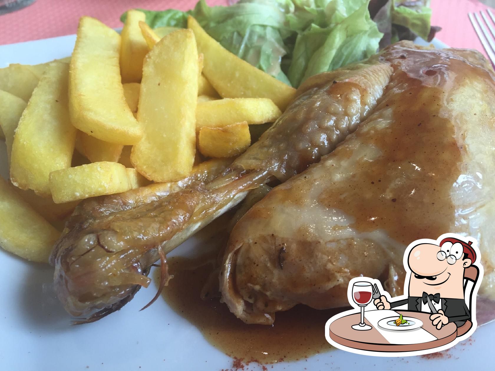 Une Assiette De Frites Avec Le Drapeau De La France Dessus