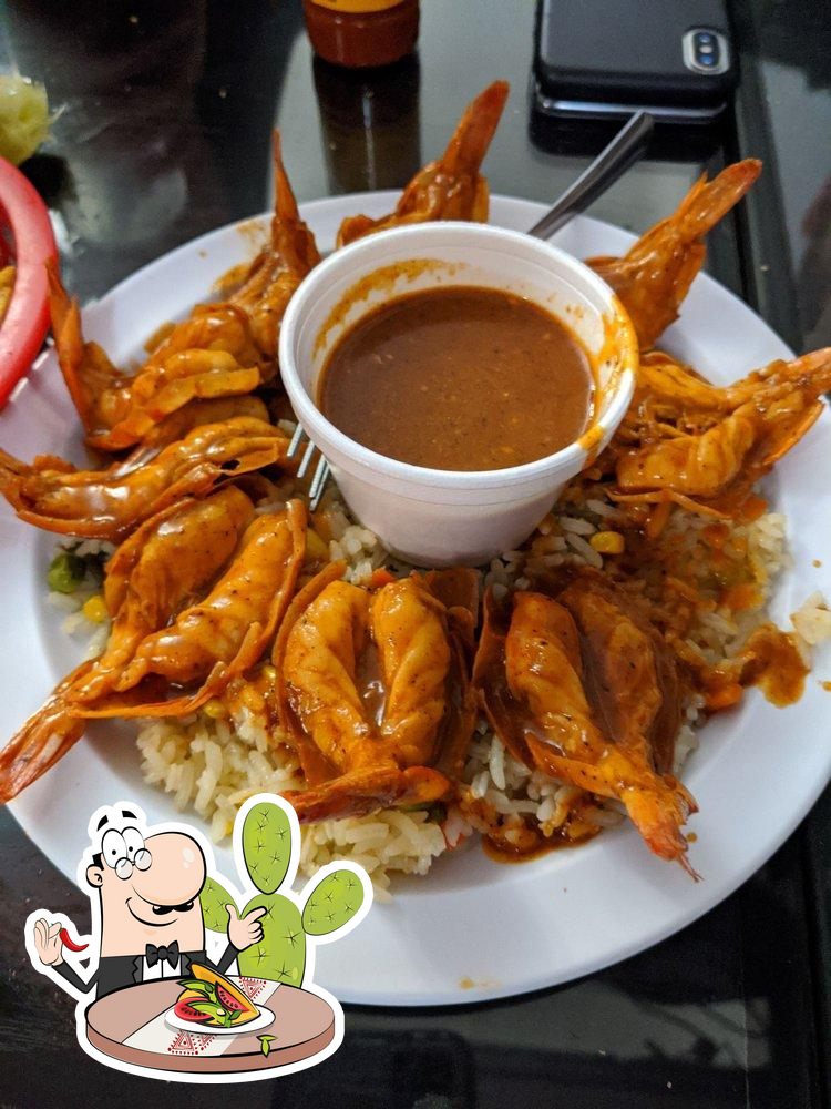 Mariscos El Chavalon in Maywood - Restaurant menu and reviews