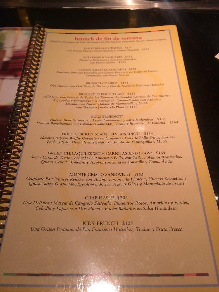 Menu at The Cheesecake Factory pizzeria, Mexico City, Parque Delta