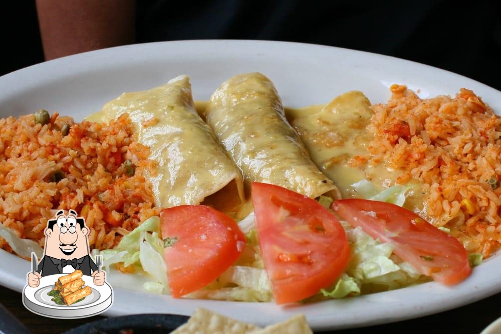 Las Salsas Bar & Grill in Manor - Restaurant menu and reviews