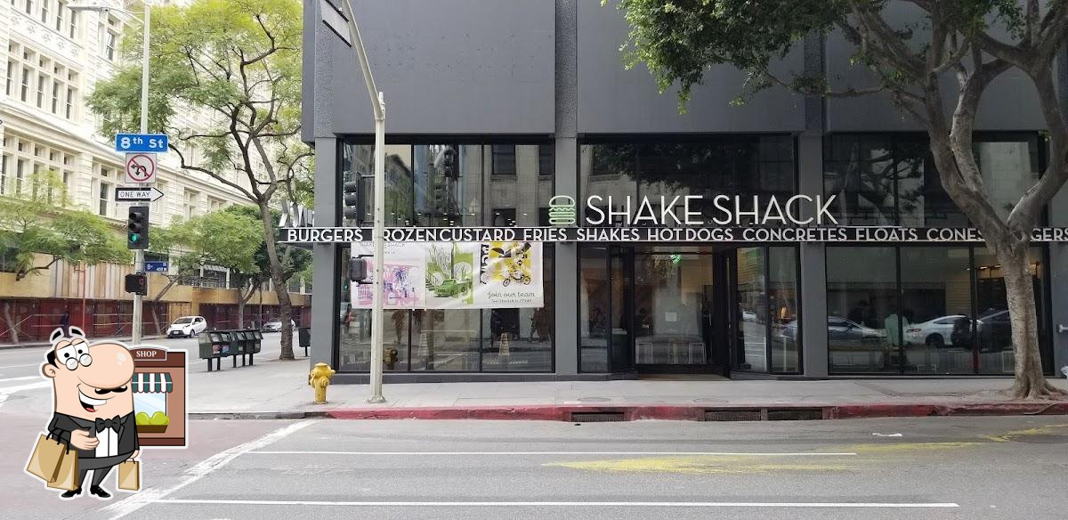 Shake Shack at 400 W. 8th Street Los Angeles, CA