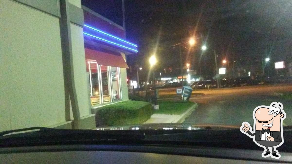 Dairy Queen, 1048 Grand Ave in Galesburg Restaurant menu and reviews