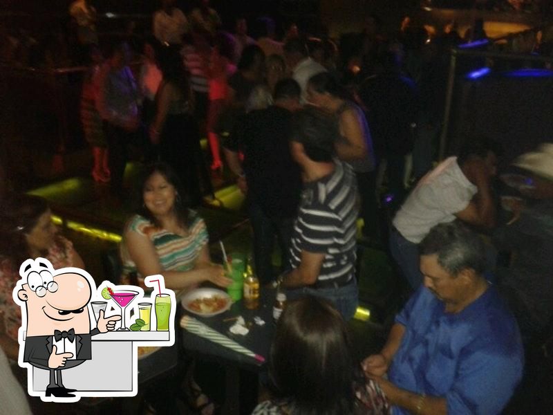 Klovitt pub & bar, Monclova - Restaurant reviews