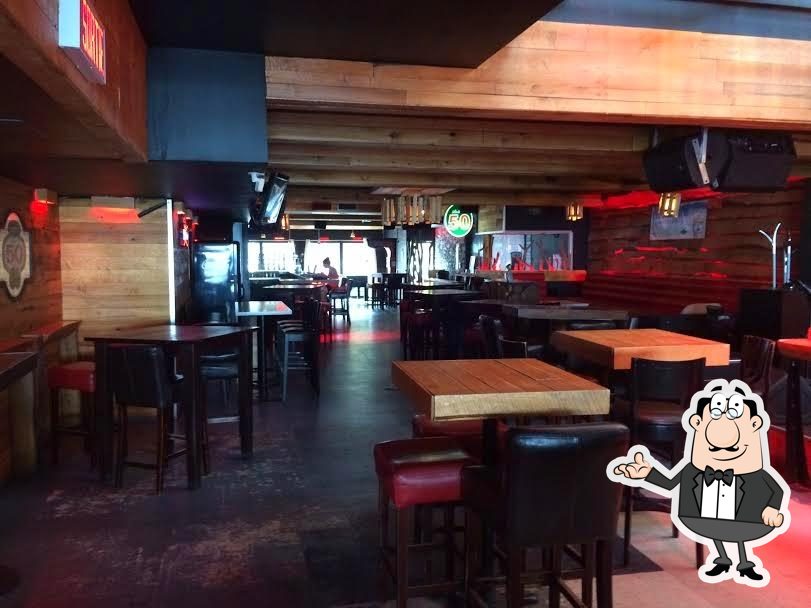 La P'tite Grenouille Rimouski pub et bar, Rimouski Critiques de