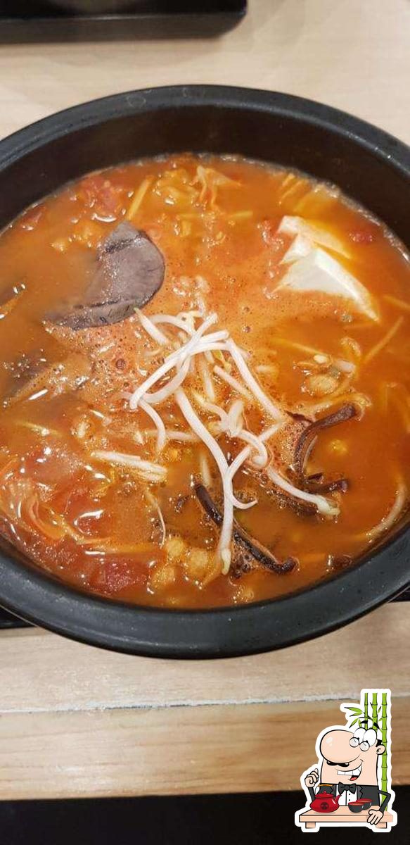 Dagu Rice Noodle Henderson 大鼓米线西区店, 4A/301 Lincoln Rd in Auckland