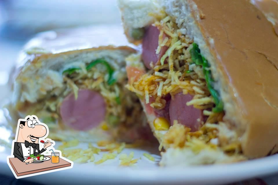 UGA BUGA LANCHES pub & bar, Canoas, R. República - Restaurant reviews