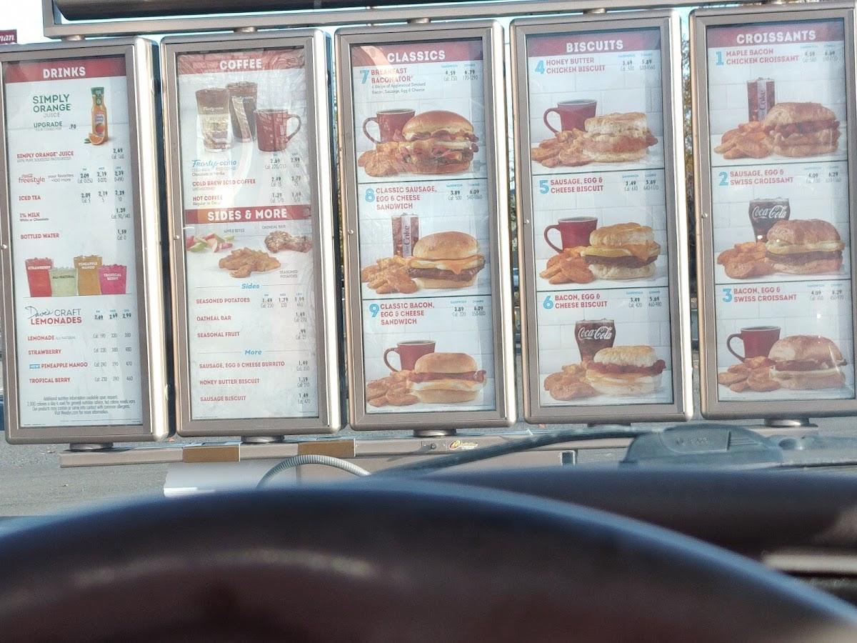 Menu at Wendy's fast food, La Grande, Island Ave