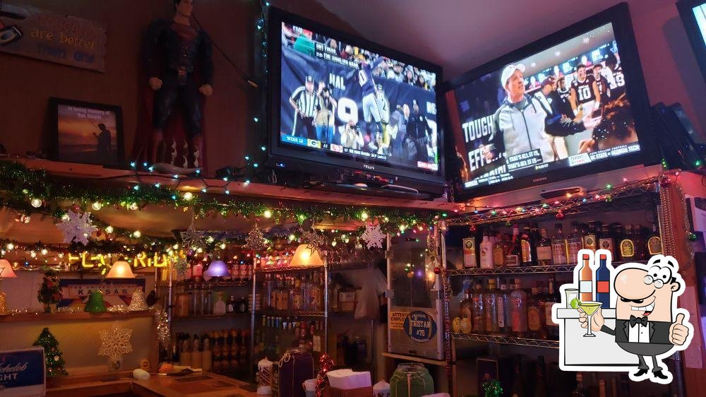 Mehdi's Sports Bar, 13620 Front Beach Rd in Panama City Beach