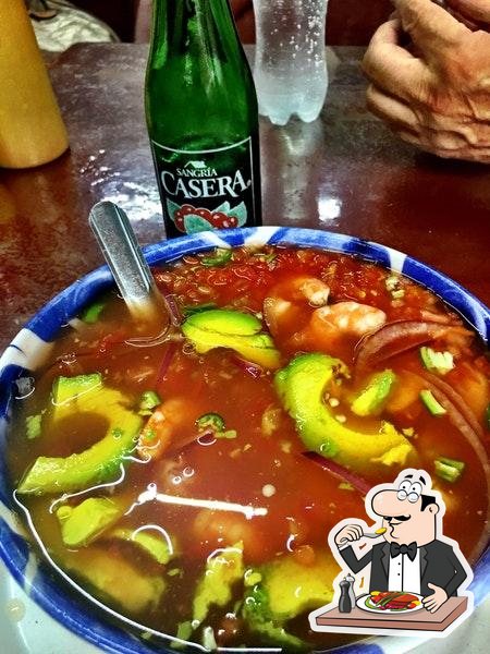 Mariscos La Bandera restaurant, Guadalajara, Calle Antonio Bravo 776 -  Restaurant reviews