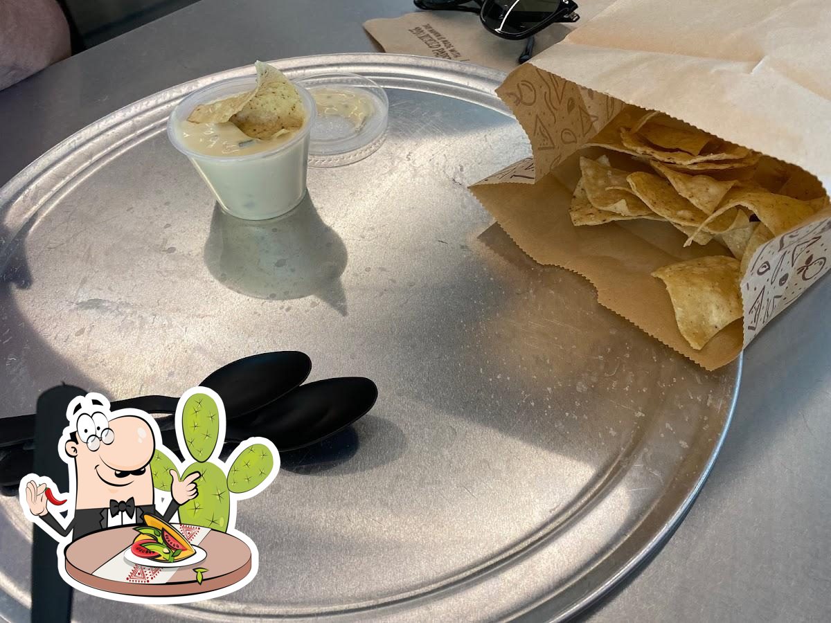 Chipotle Mexican Grill, 2812 W Grand Pkwy N 120 in Katy Restaurant