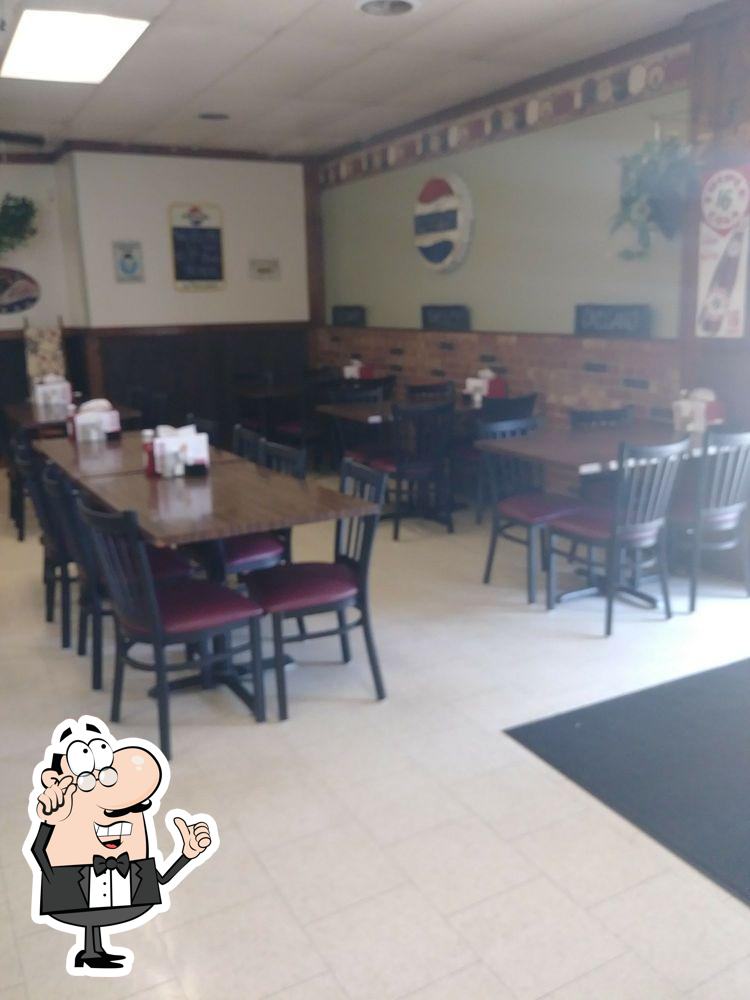 Hot Dog House in Bellefonte Restaurant menu and reviews