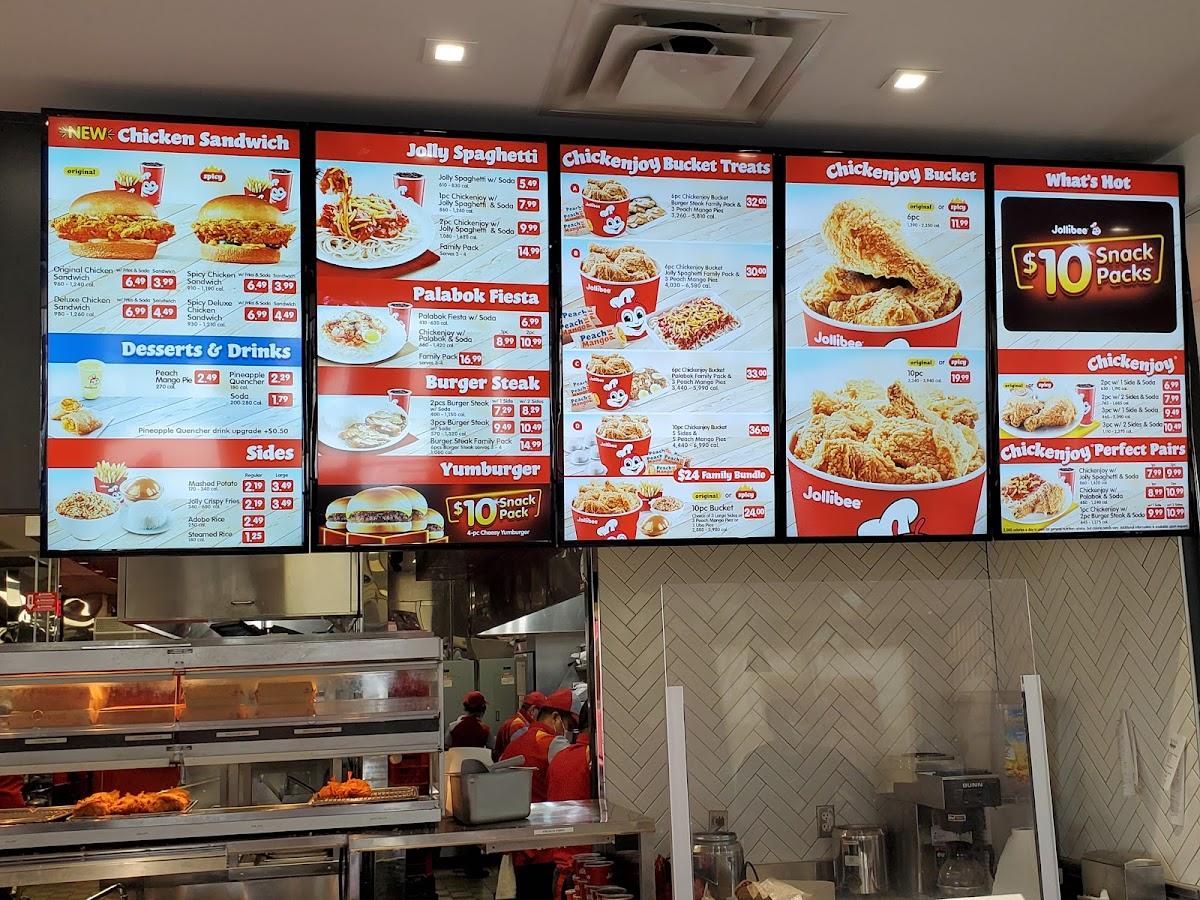 Menu at Jollibee fast food, Plano