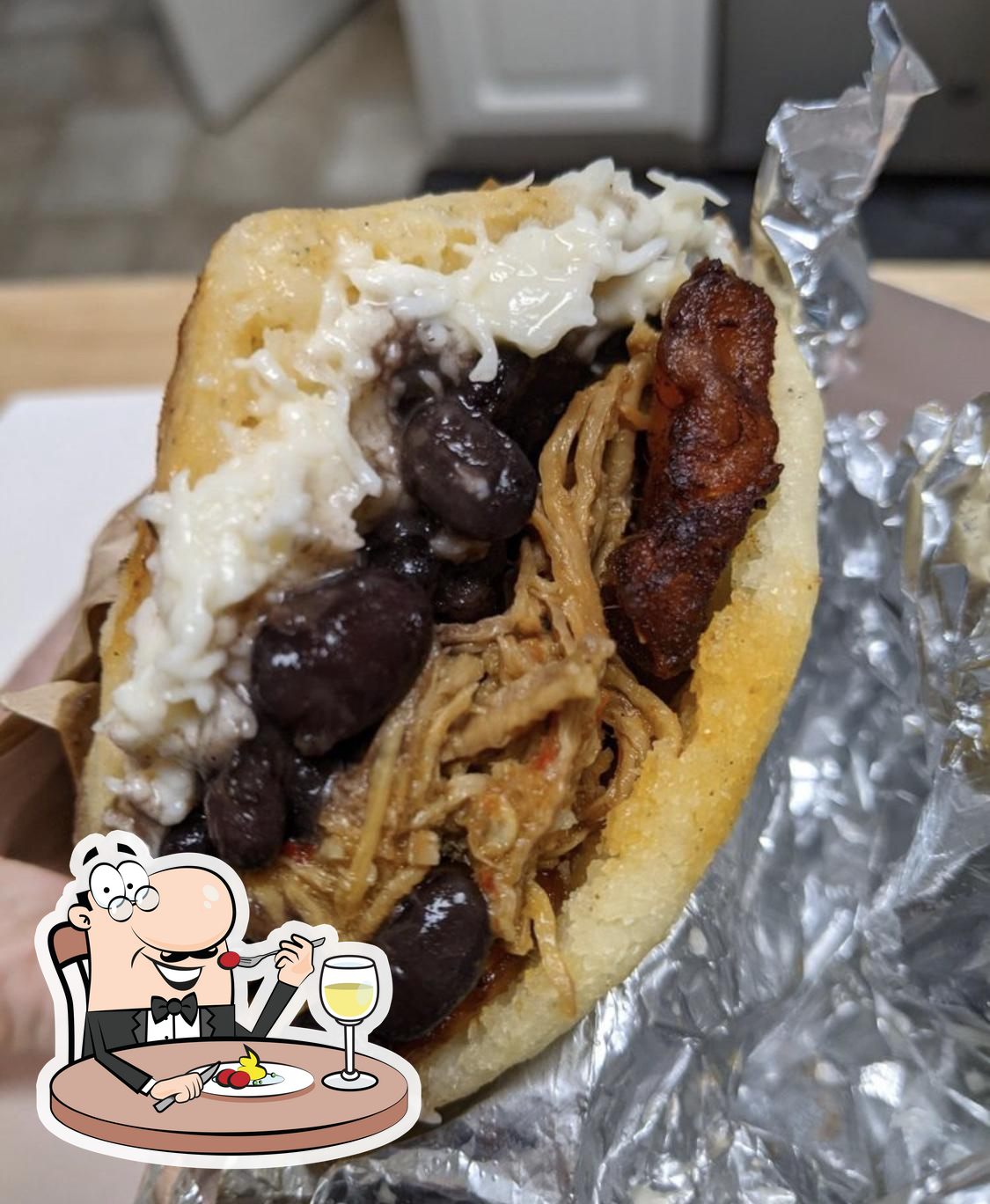 https://img.restaurantguru.com/r6d4-Arepa-Grill-Doraville-dishes-2022-09.jpg