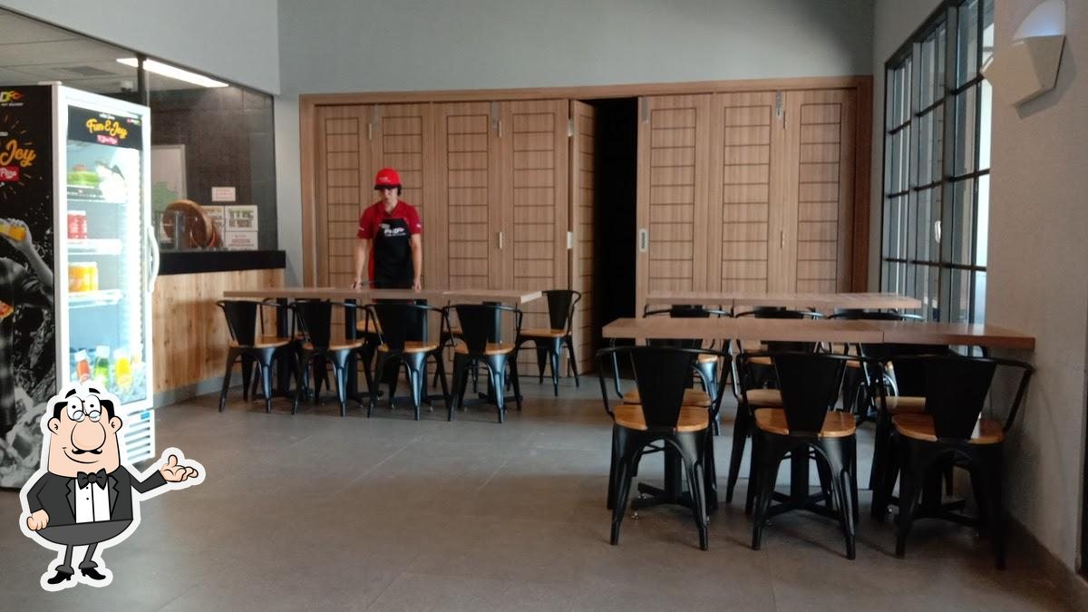 Pizza Hut Delivery - PHD Indonesia pizzeria, Mataram - Restaurant reviews