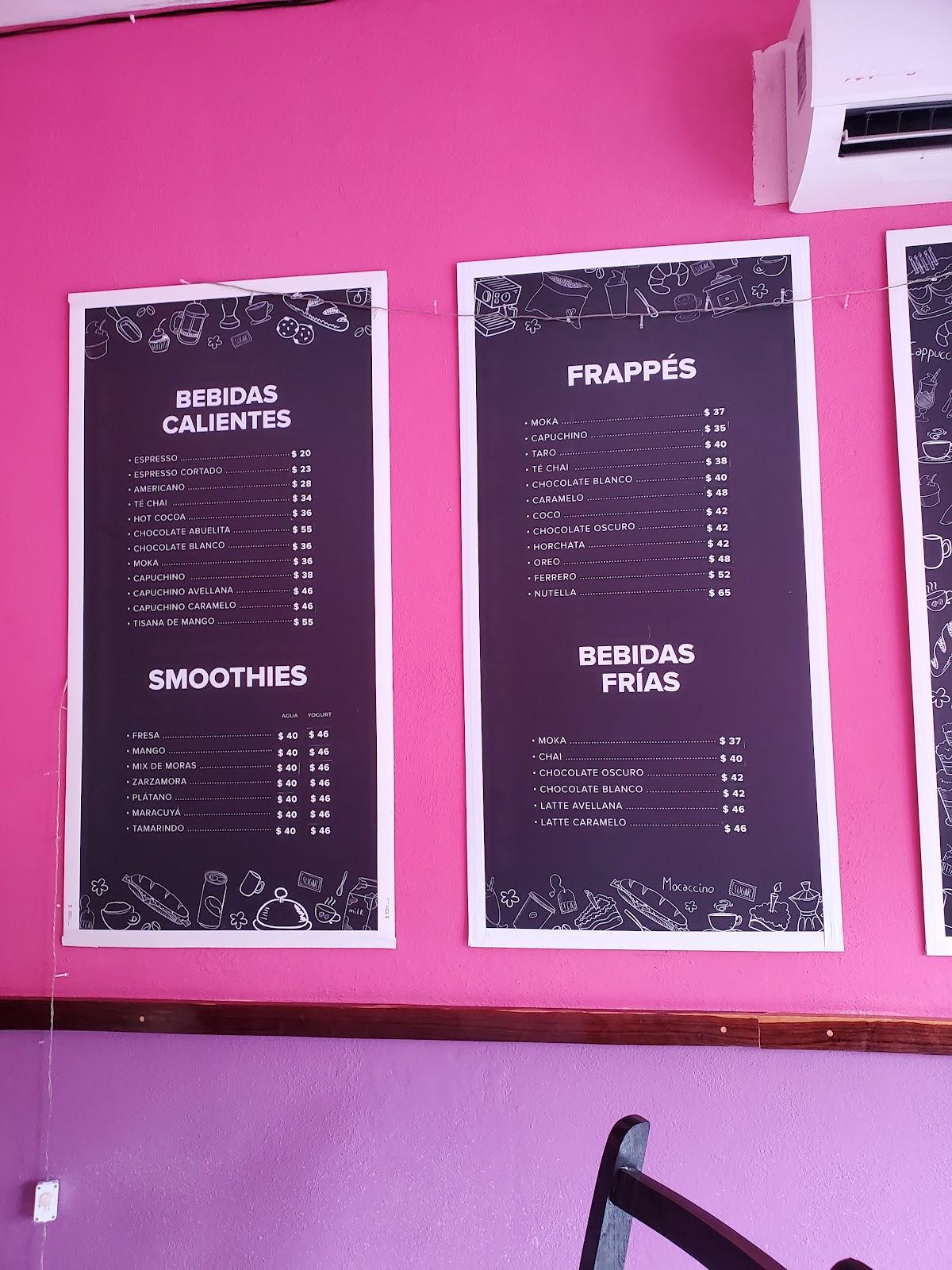 Menu at Bake a Cake, Cancún