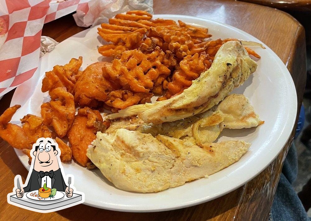 Fall Creek Steak and Catfish House, 997 Historic Hwy 165 in Branson