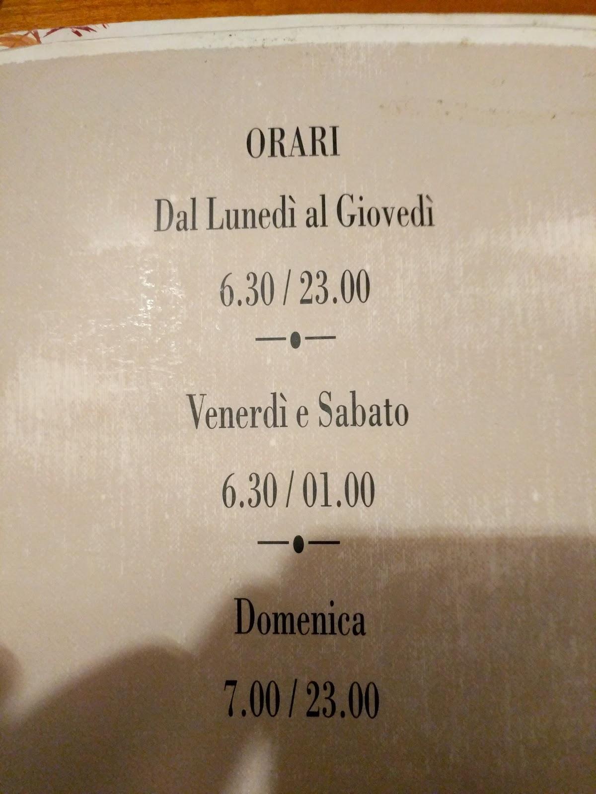 Menu di Four Street Bar 