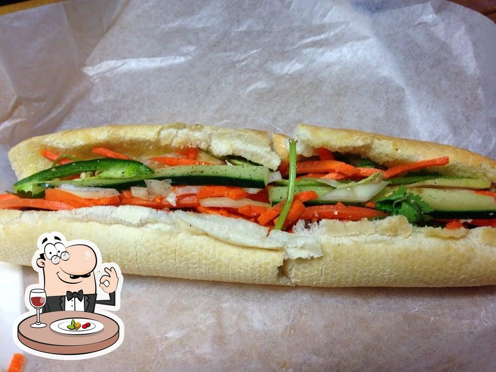 Le's Vietnamese Food & Sub in Calgary