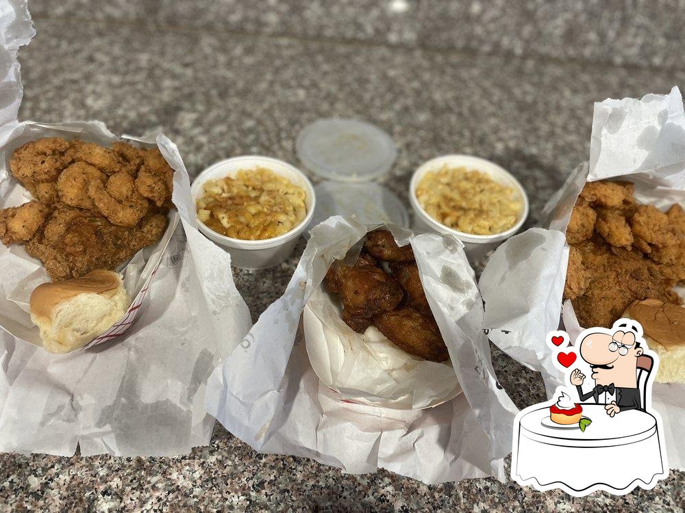 Louisiana Famous Fried Chicken (Folsom), 9677 Folsom Blvd in Sacramento