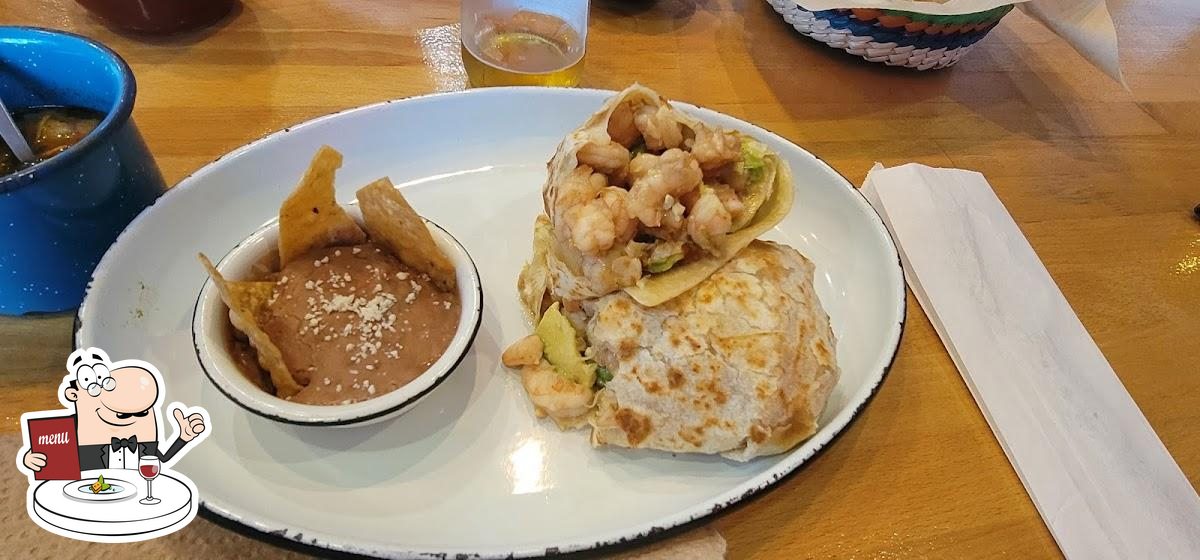Four Tunas Fish & Bar in Escondido Restaurant reviews
