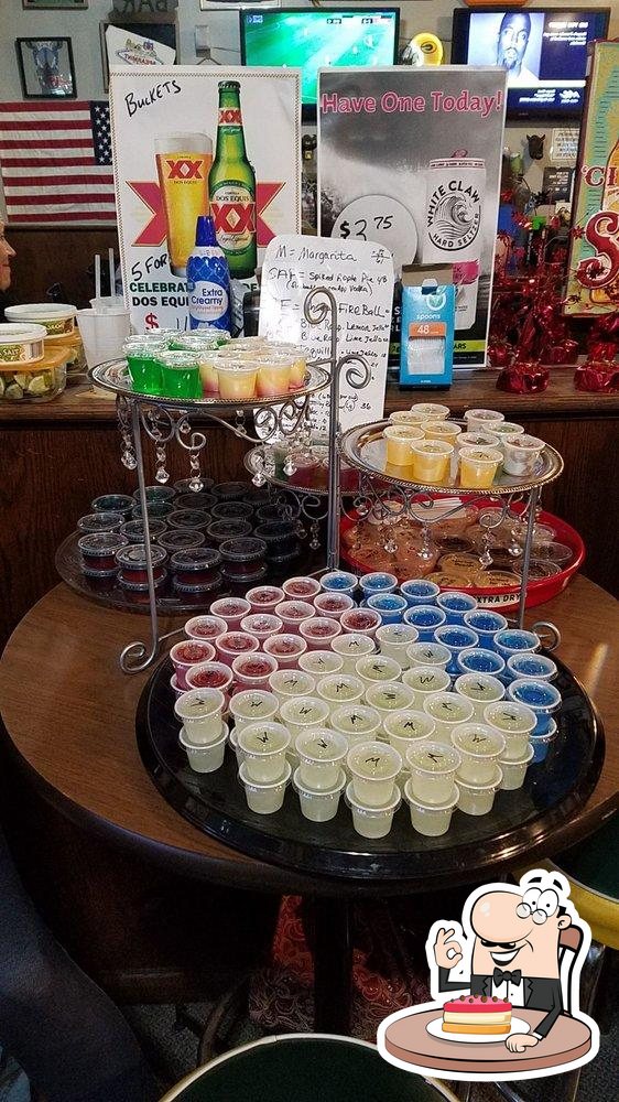 Rhino Bar in Racine Restaurant reviews