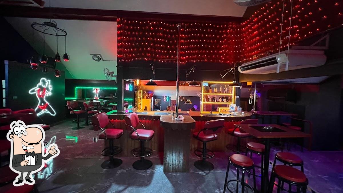 PussyGalore Gentleman's Club, Pattaya City Restaurant reviews