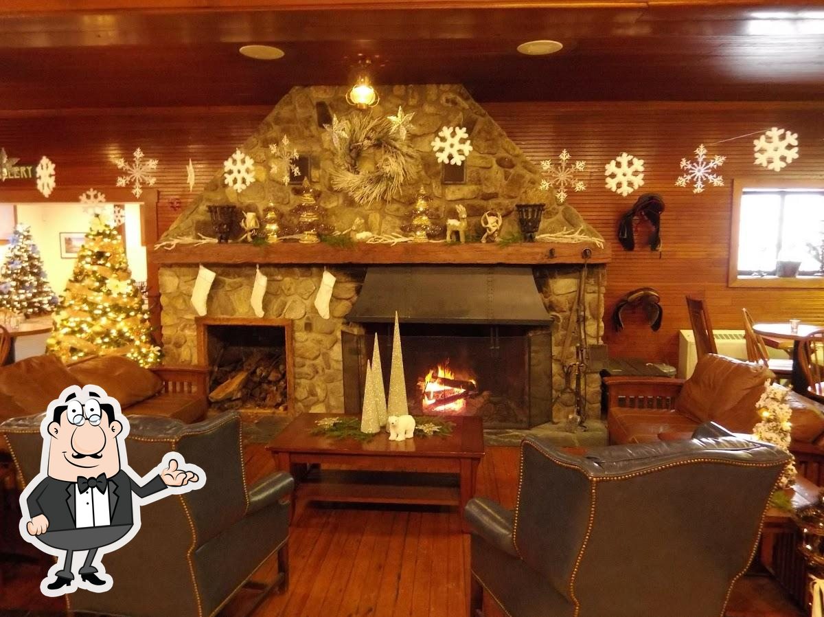 The Carriage House Restaurant in Moultonborough Restaurant menu and
