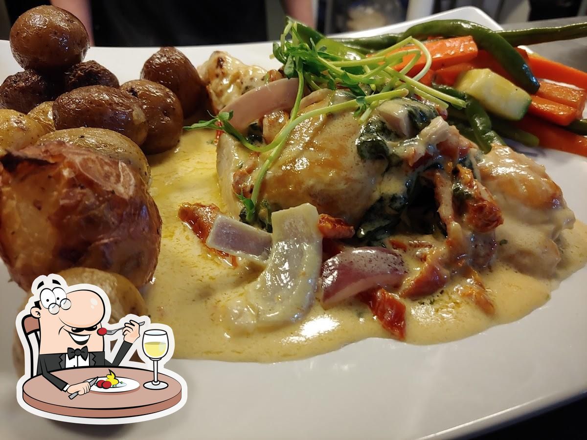 The Courtyard Bistro in Pembroke Restaurant menu and reviews