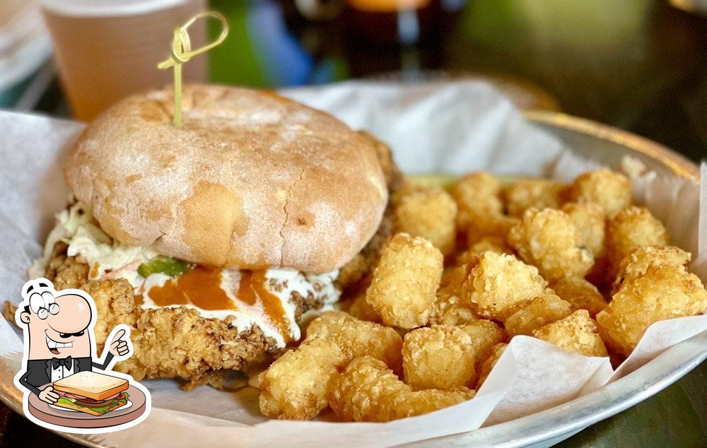 Flagship on the Fox in St. Charles - Restaurant reviews