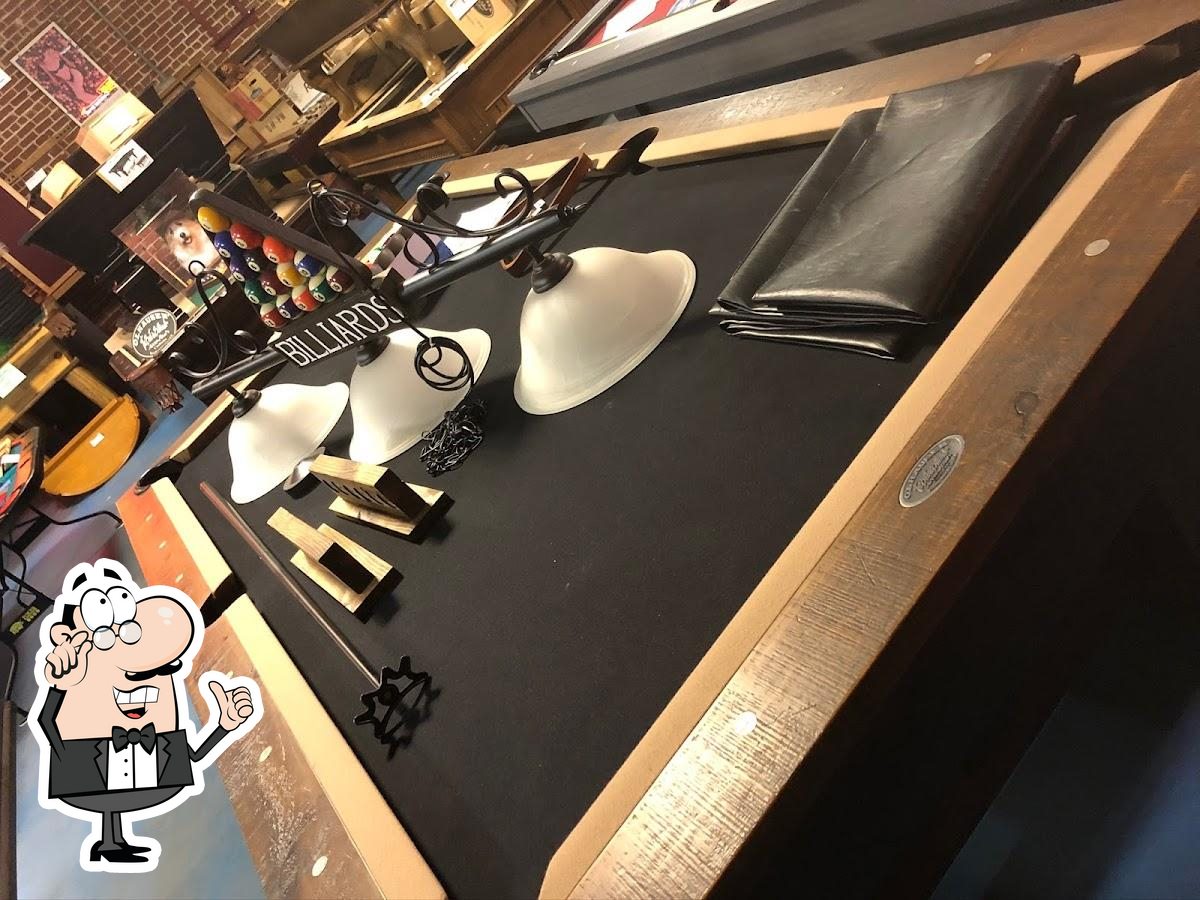 Mecca Billiards in Fresno Restaurant reviews