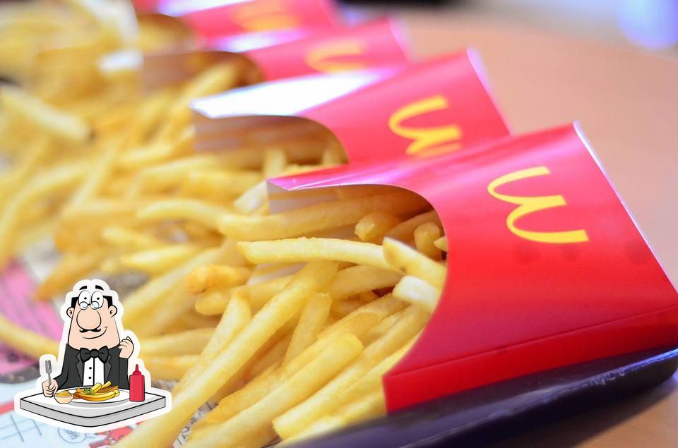 McDonald's, 2560 S 4th Ave in Yuma Restaurant menu and reviews