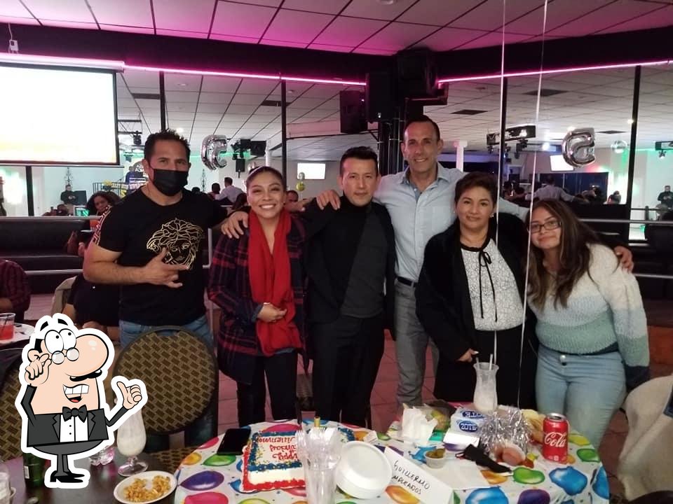 La Casa Blanca Show Center in Houston Restaurant reviews