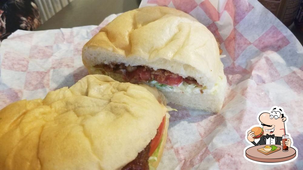 Olde Towne Country Store in Itasca Restaurant reviews