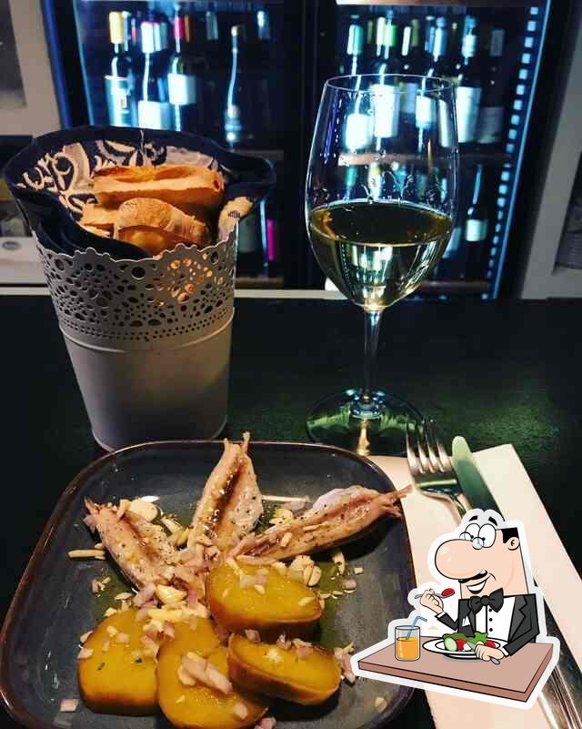 Taninos Wine & Kitchen pub & bar, Lagos Restaurant menu and reviews