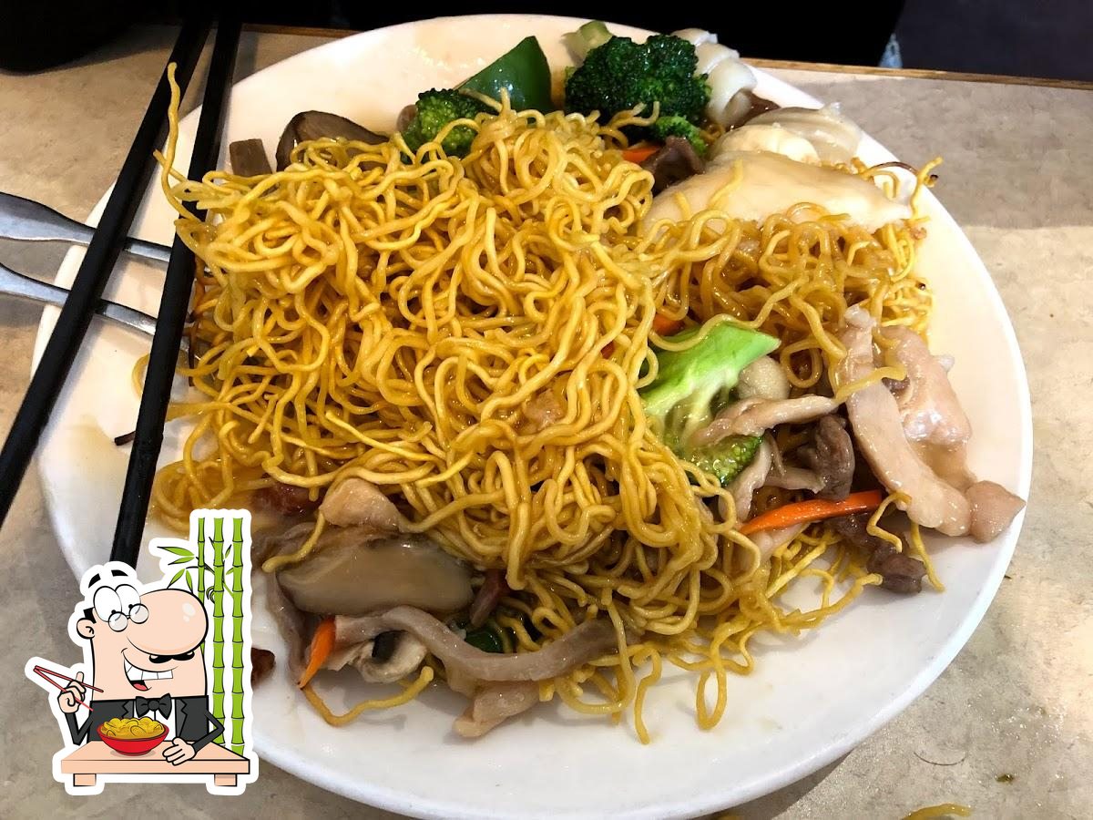 Pine Tree Garden Restaurant in Markham Restaurant menu and reviews