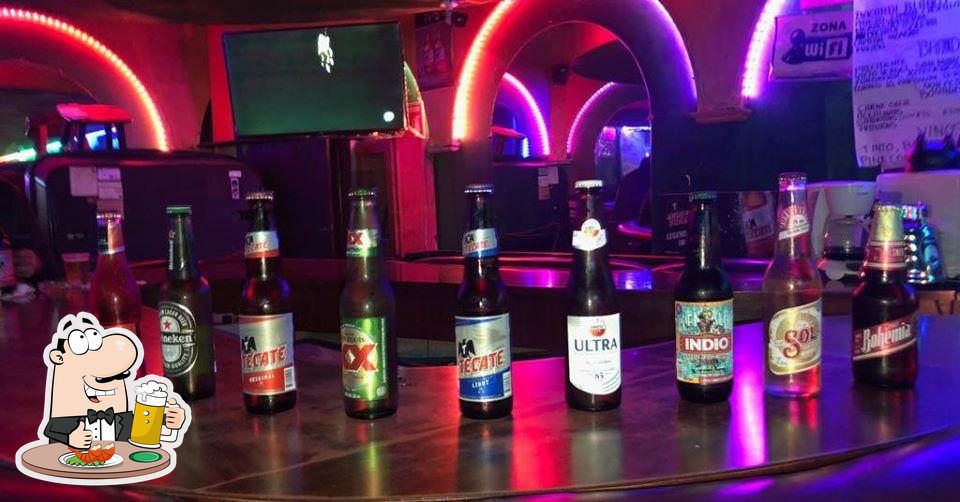 TROPIC'S BAR, Tijuana Restaurant reviews