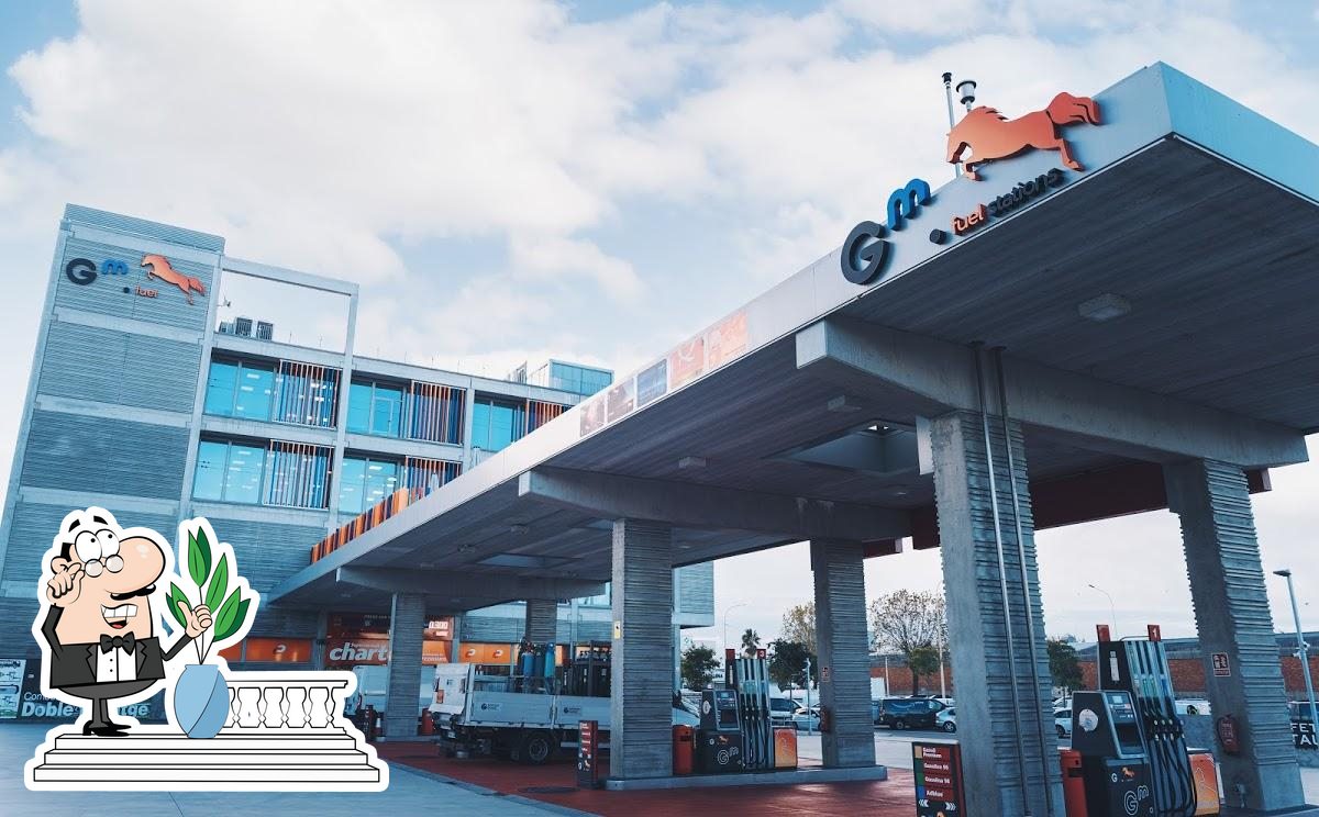Gm Fuel Stations Zona Franca in Barcelona Restaurant reviews