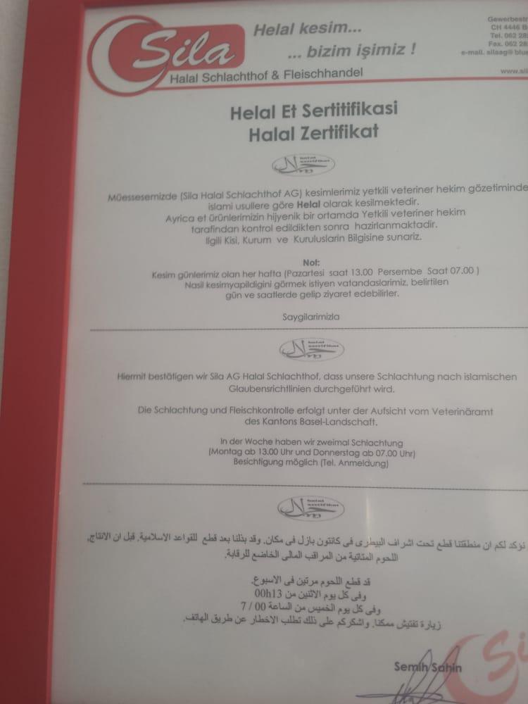 Menu di Halal Cotto Servito 