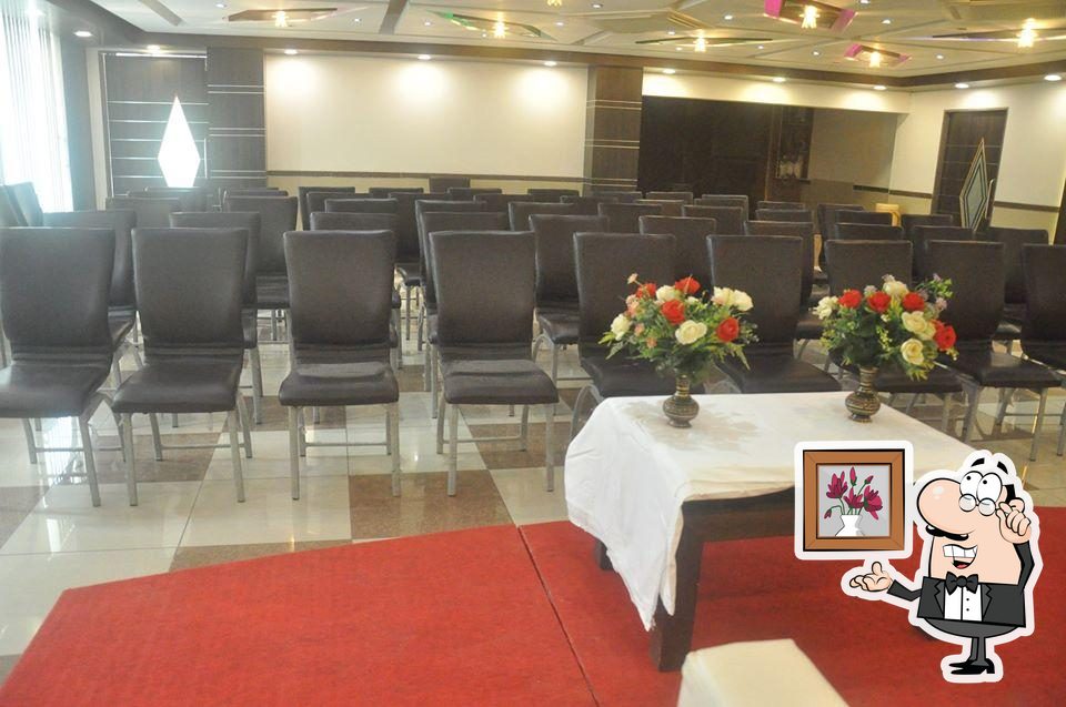 Paramount Restaurant, Ankleshwar, Ankleshwar - Valia Rd - Restaurant ...